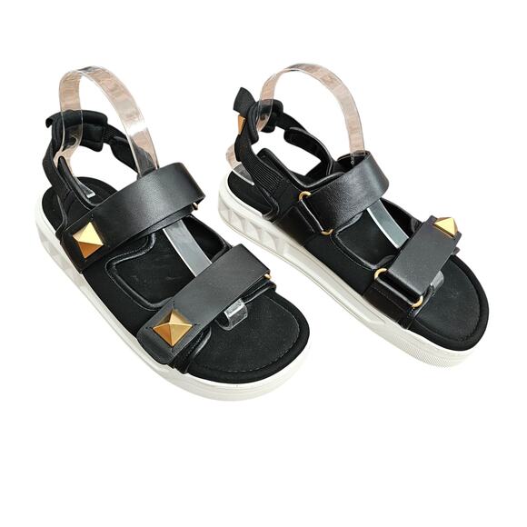 Valentino Garavani Roman Stud Flat Dad Sandal Size 39 US 9 Black Leather Gold - Picture 1 of 8